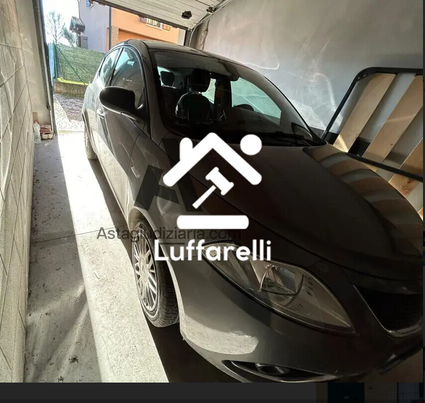 Autovetture – Il lotto comprende un'autovettura Lancia Ypsilon, immatricolata… — foto 3