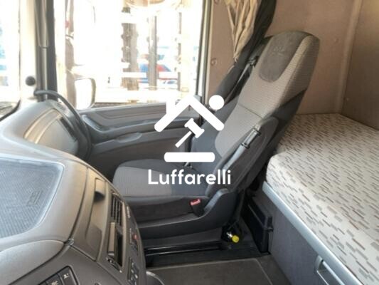 Mobili E Arredo Per Ufficio – La vendita comprende un lotto unico di arredi e attrezzature per… — foto 8