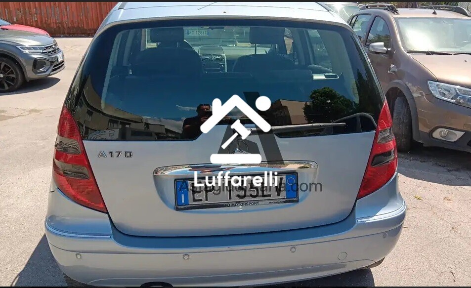 Autovetture – Il lotto comprende un'autovettura Mercedes A170, già con targa… — foto 3