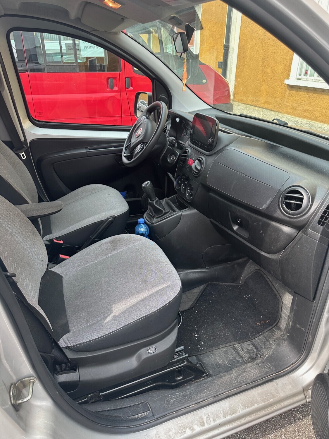 Automezzi Commerciali – Il lotto comprende un autocarro Fiat Fiorino, già targato estero… — foto 3