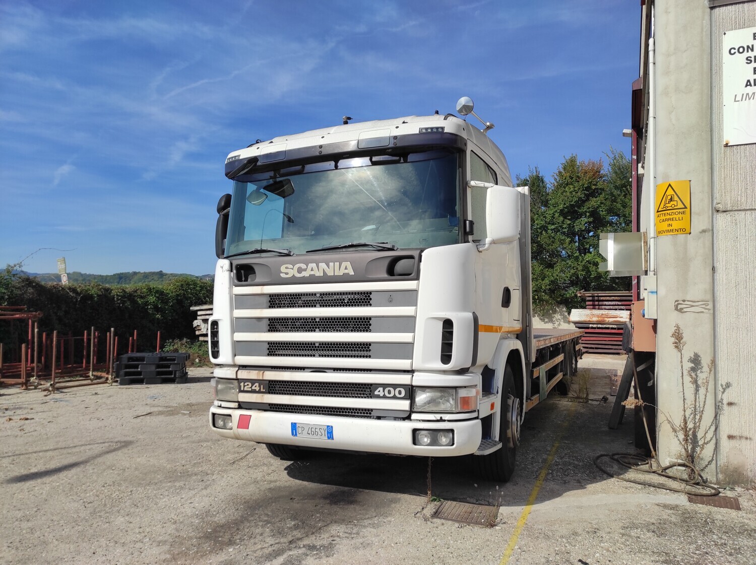 Automezzi Commerciali – Il lotto comprende un autocarro Scania R124 GA usato, targato… — foto 2