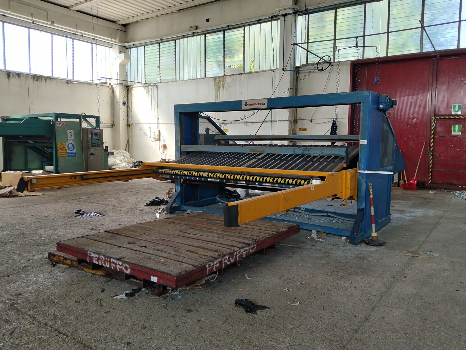 Attrezzature Industriali – Il lotto comprende macchinari e attrezzature destinati alla… — foto 4