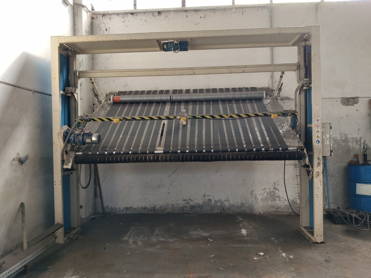 Attrezzature Industriali – Il lotto comprende macchinari e attrezzature destinati alla… — foto 2