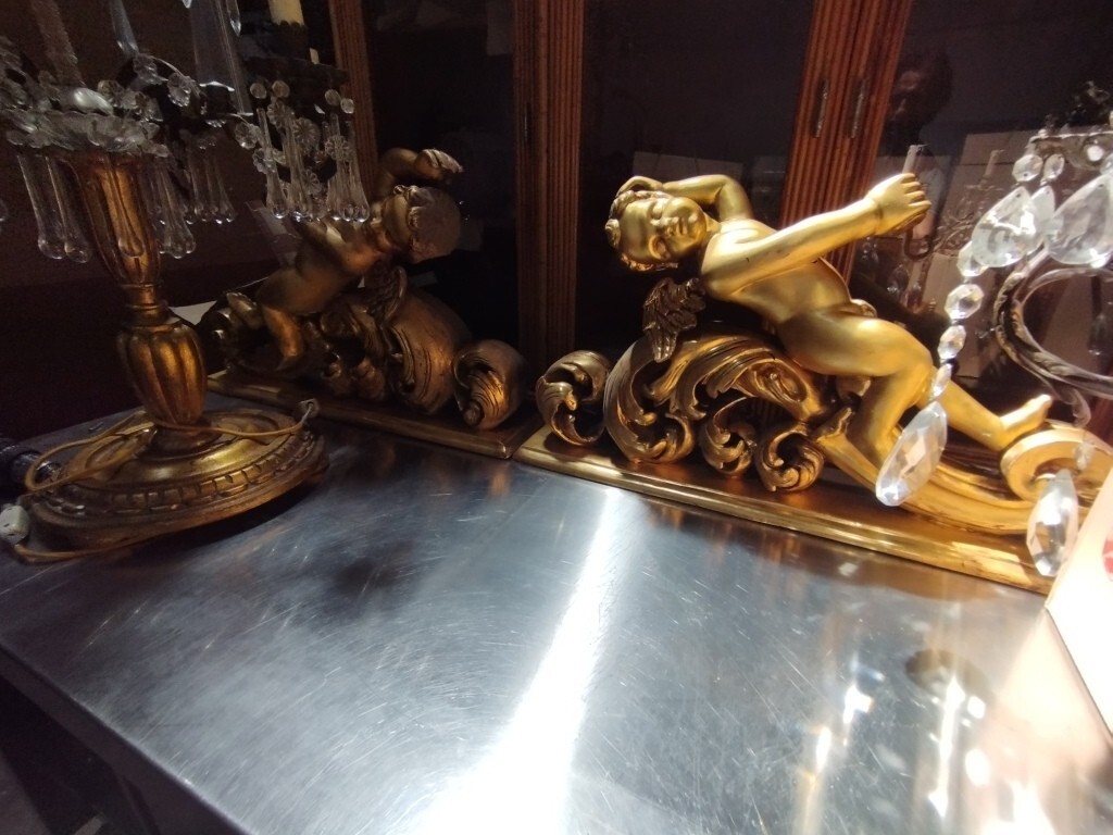 Mobili Da Casa E Varie – Il lotto comprende due angeli in foglia d'oro da applicare a… — foto 4