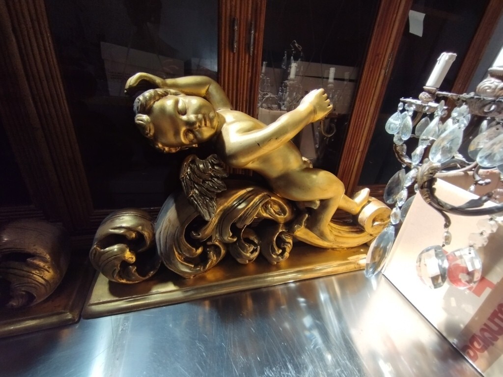 Mobili Da Casa E Varie – Il lotto comprende due angeli in foglia d'oro da applicare a… — foto 5