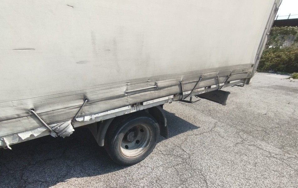 Automezzi Commerciali – Il lotto comprende un autocarro Iveco Fiat 35 12 3 6… — foto 5
