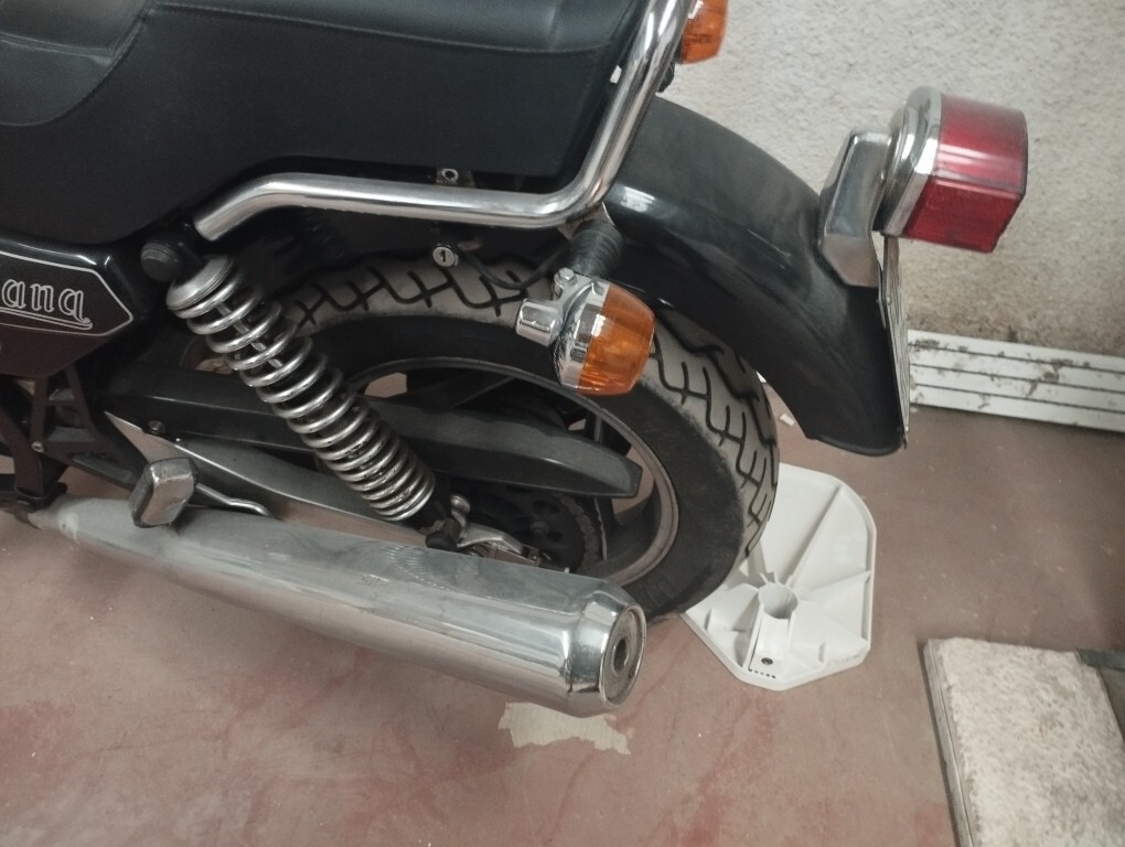 Motoveicolo O Ciclomotore – Il lotto comprende un motociclo Ducati Indiana 350, anno di… — foto 2