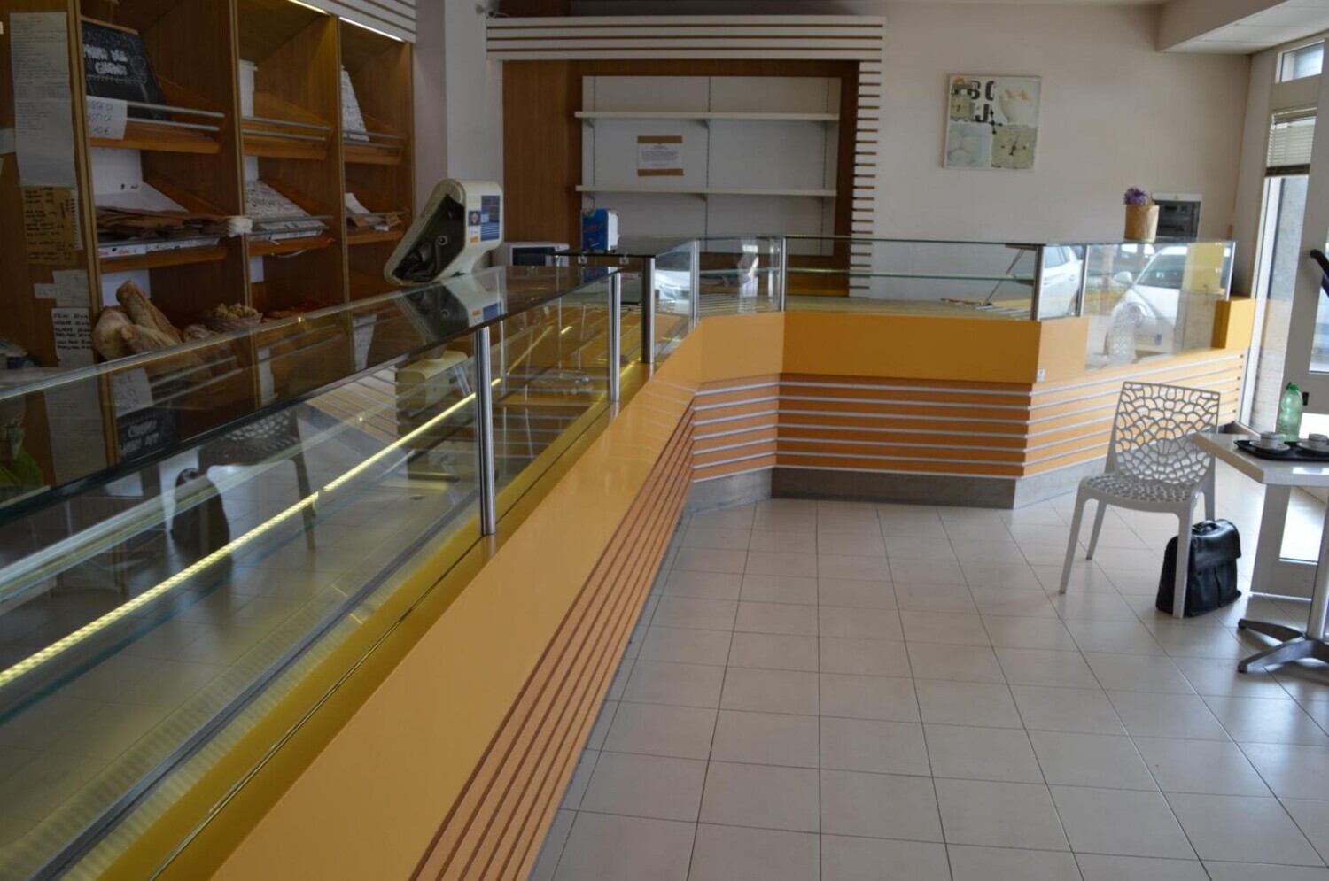 Attrezzature Ed Utensili – Il lotto comprende attrezzature e arredi per attività di… — foto 4