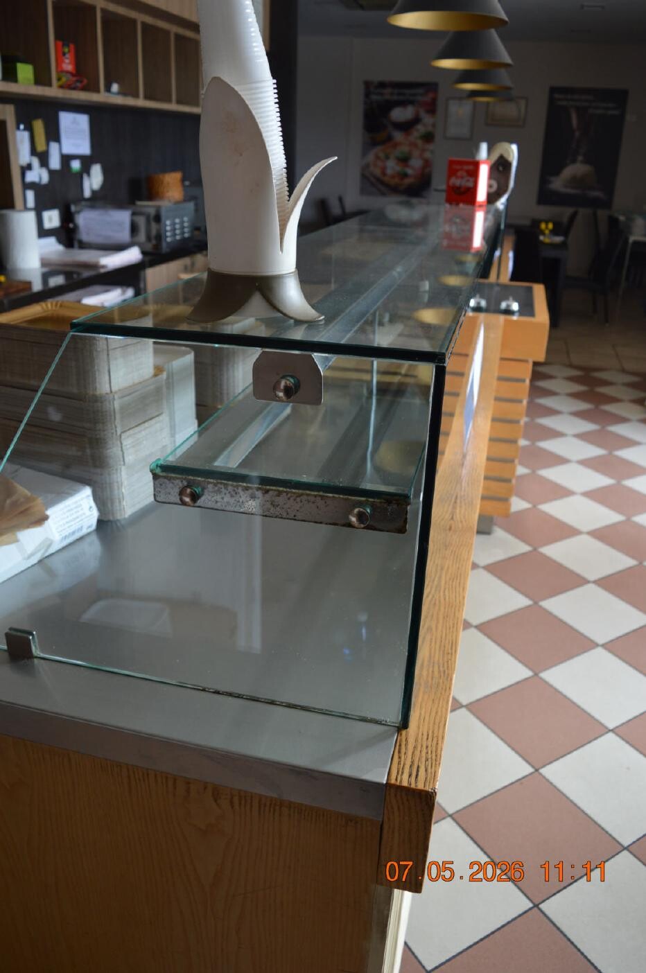 Attrezzature Ed Utensili – Il lotto comprende attrezzature e arredi per attività di… — foto 8