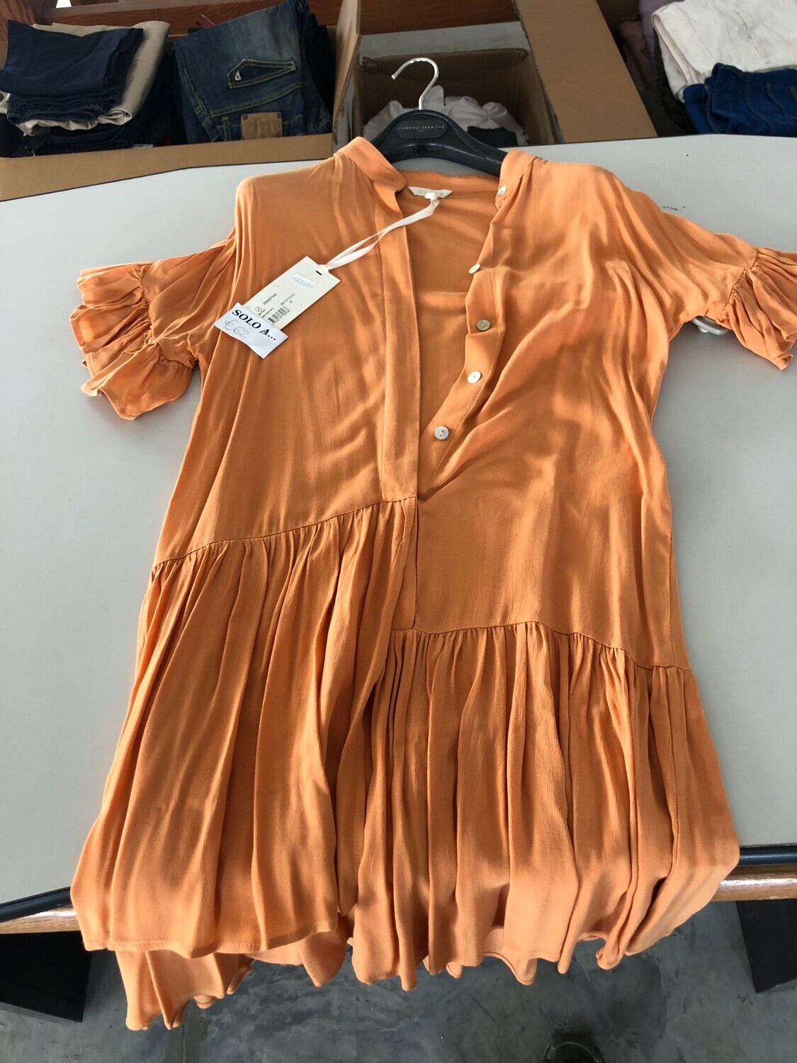 Abbigliamento E Calzature – Il lotto comprende un insieme di abbigliamento donna, circa 225… — foto 6
