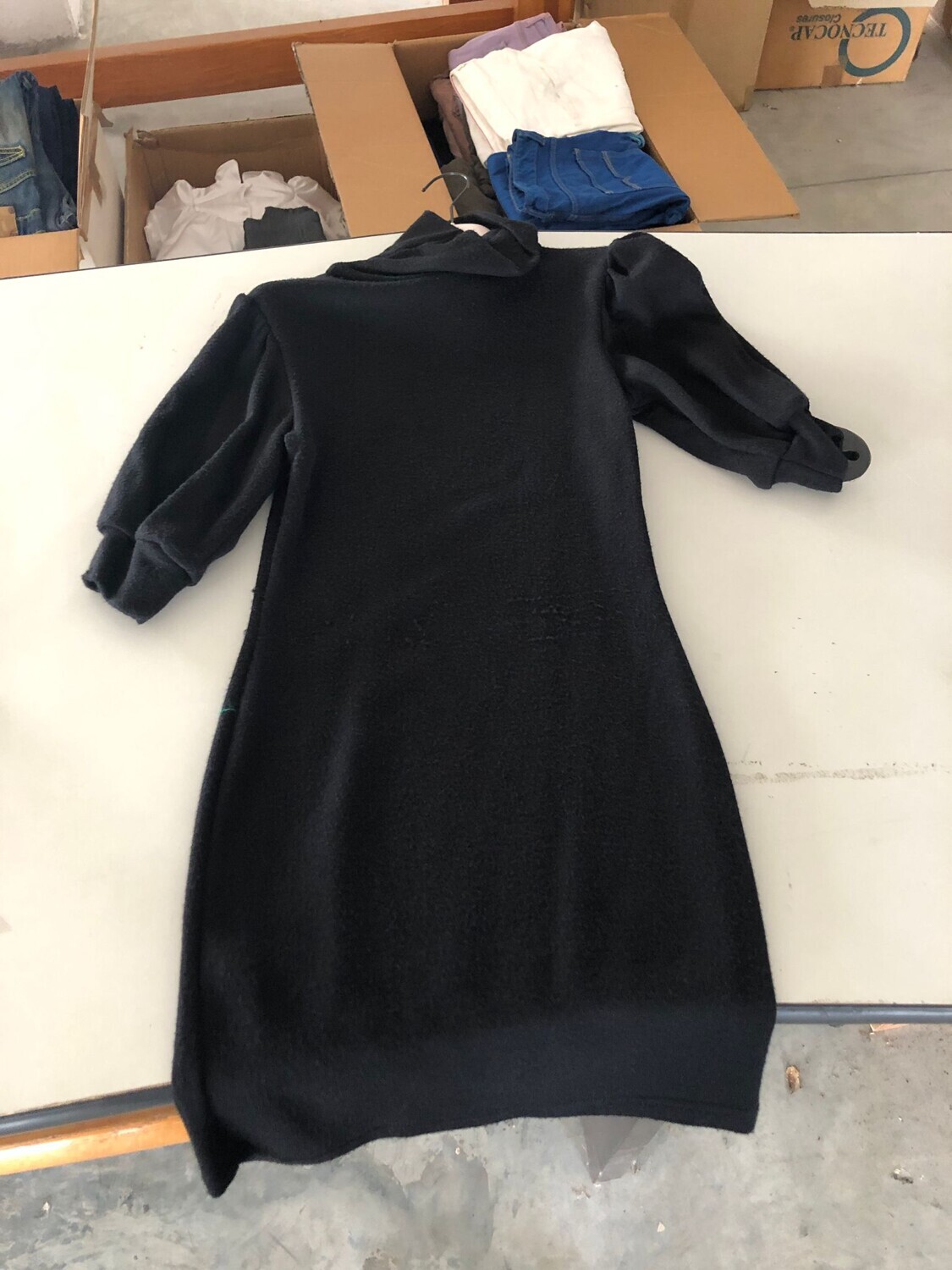 Abbigliamento E Calzature – Il lotto comprende un insieme di abbigliamento donna, circa 225… — foto 4