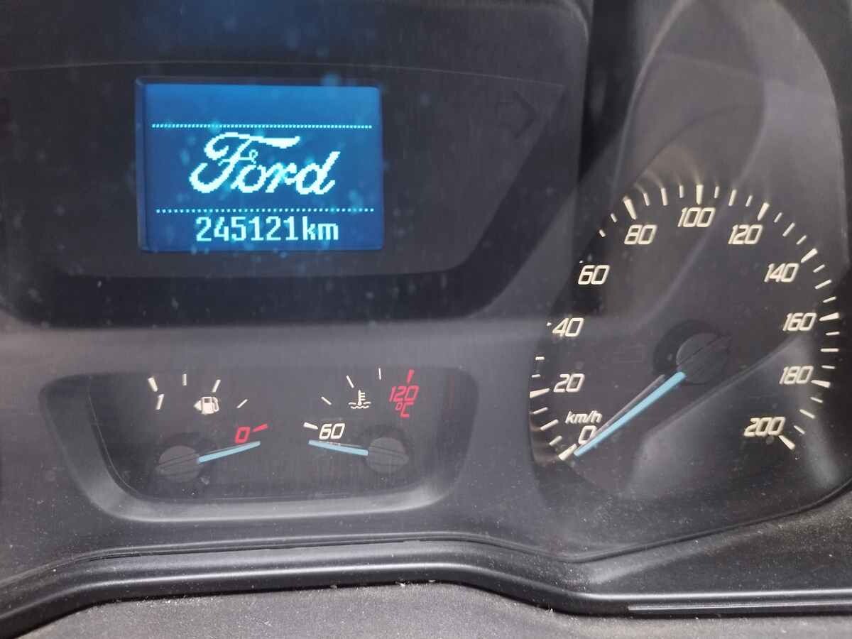 Autocarro Ford Transit — foto 4