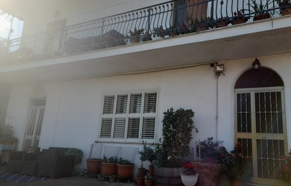 APPARTAMENTO STRADA SECONDA DI VARICO - MOROLO — foto 5