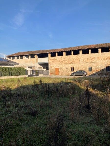STRUTTURE AGRICOLE VIA VITTORIO EMANUELE II - FORNOVO SAN GIOVANNI — foto 3