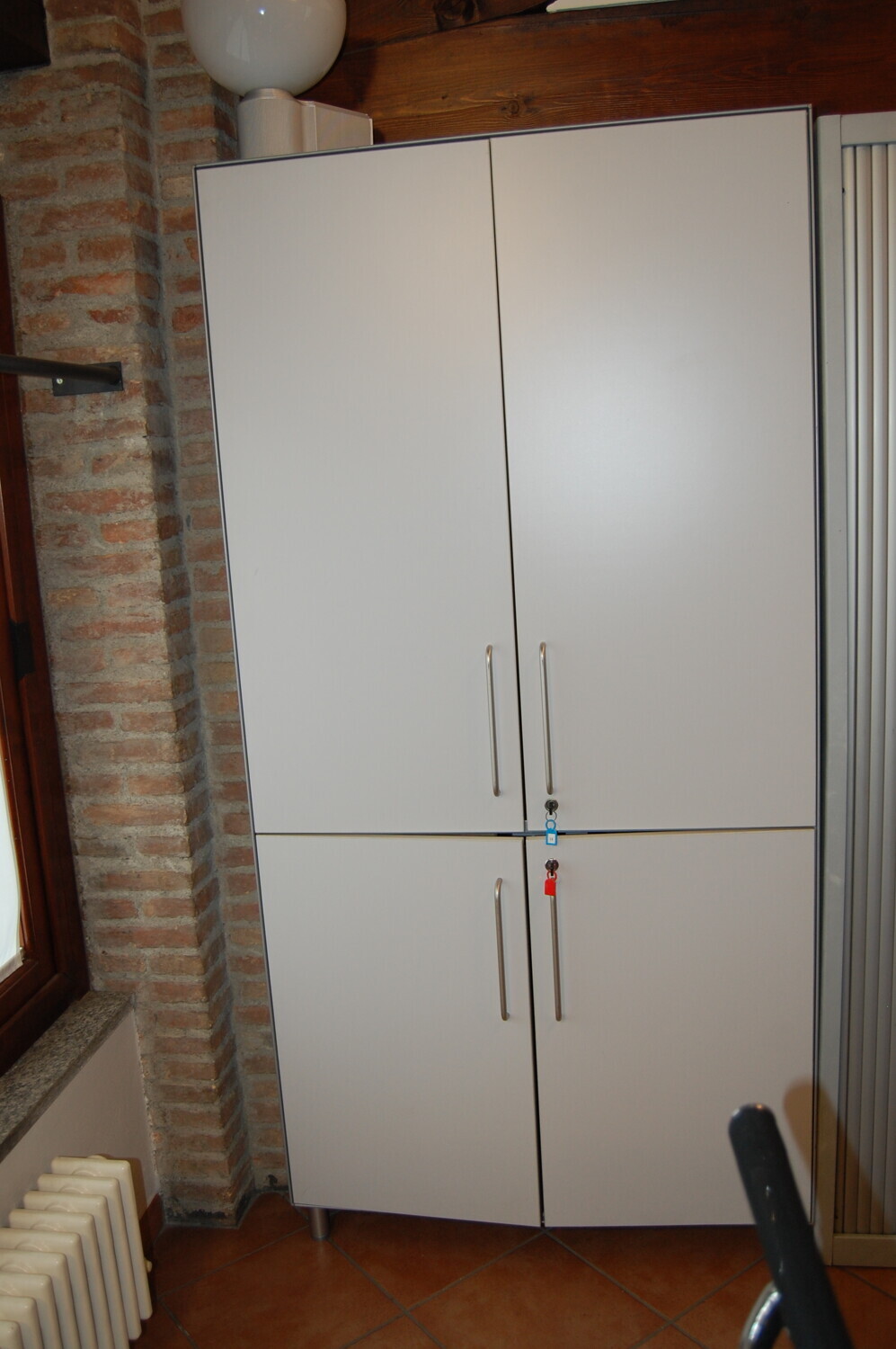 Arredi e macchine elettroniche per ufficio — foto 9