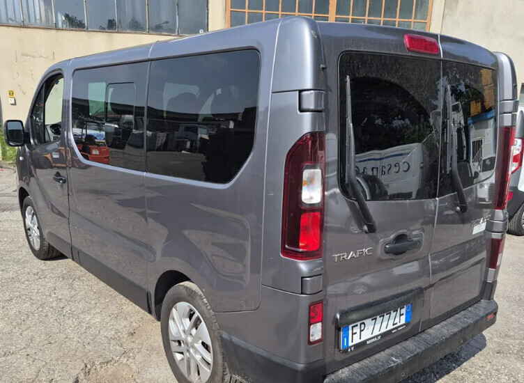 Renault Trafic 1.6 dCi 125 cv, 2018, 192.000 km — foto 3