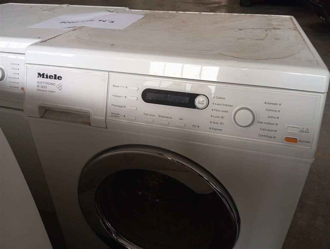 Lavatrice Miele Softtronic W3825 e asciugatrice Miele T8423C — foto 2