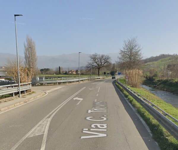 NEGOZIO O LOCALE COMMERCIALE VIA DEGLI URBINI - CASTELFRANCO PIANDISCÒ — foto 5