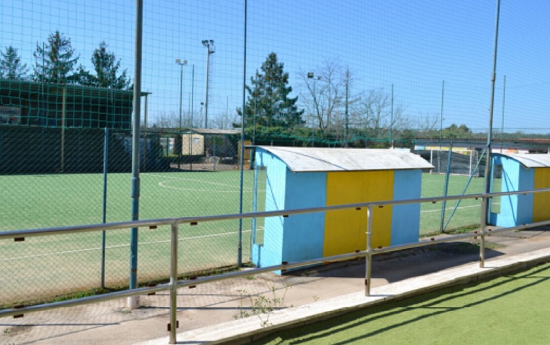 Immagine di TENUTA SPORTIVA VIA DELLE VALLI – APRILIA (LT)