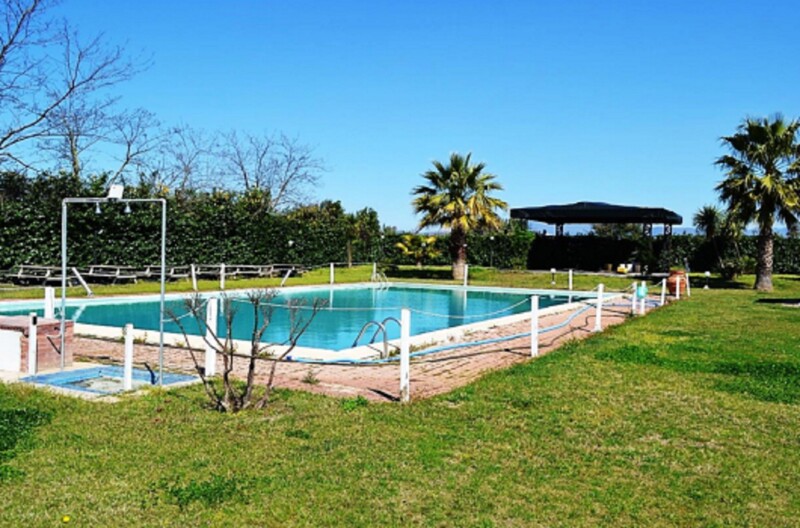 Immagine di TENUTA SPORTIVA VIA DELLE VALLI – APRILIA (LT)