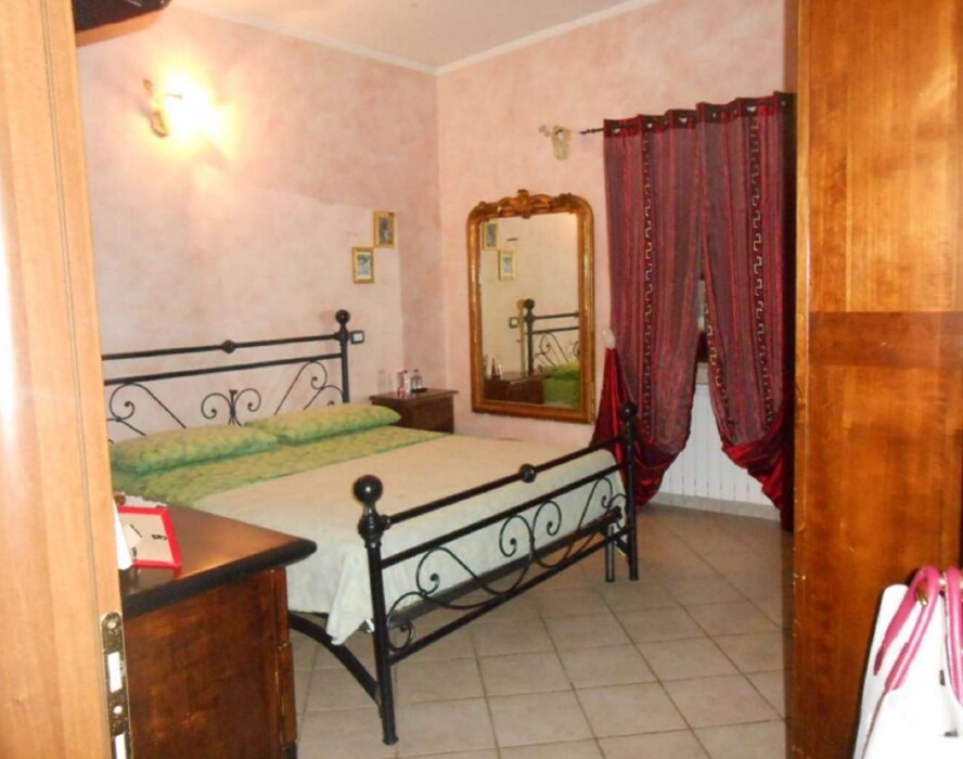 Immagine di VILLINO VIA COLLE SANTO STEFANO – VALMONTONE (RM)