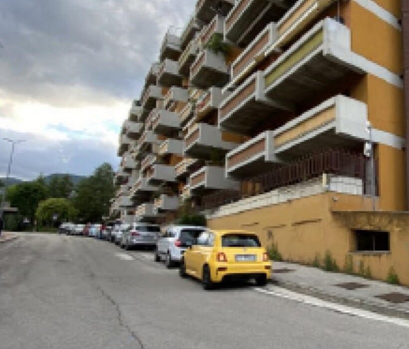 Immagine di LOCALI COMMERCIALI VIA DON BOSCO – FOLIGNANO (AP)
