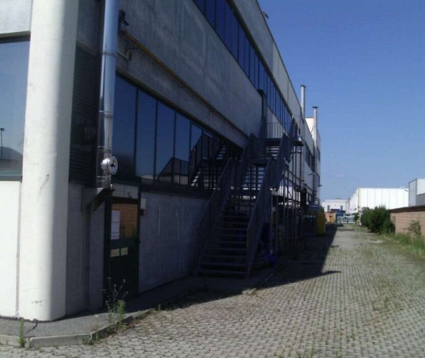 Immagine di CAPANNONE / IMMOBILI INDUSTRIALI VIA GIOVANNI GIOLITTI – ROBASSOMERO