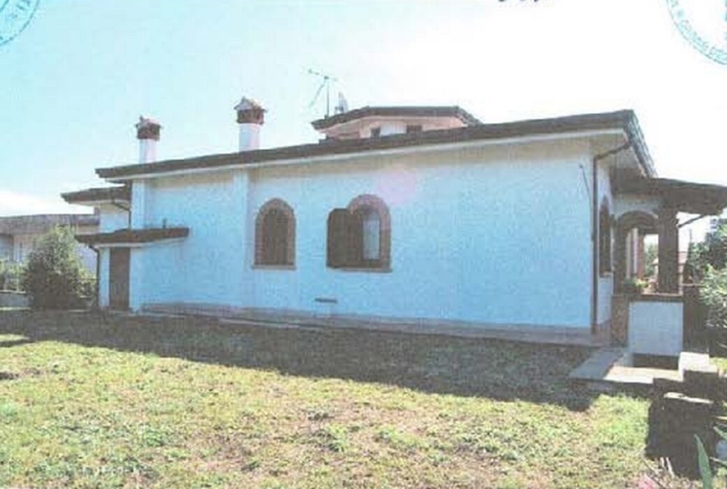 Immagine di VILLA VIA CASTELLO D’ARIANO – LARIANO (RM)