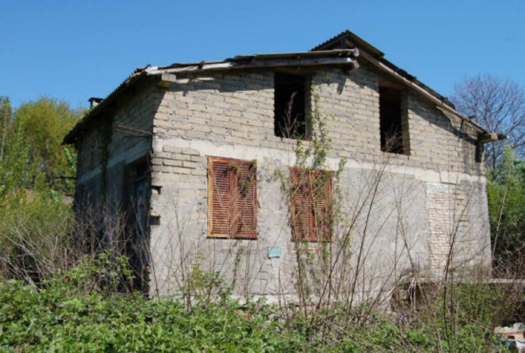 Immagine di FABBRICATO E TERRENO VIA DI VALLE FREDDA – LABICO (RM)