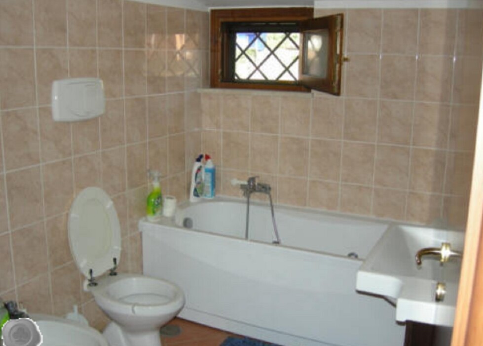 Immagine di CASA / VILLA VIA COLLE FONTANA – LARIANO