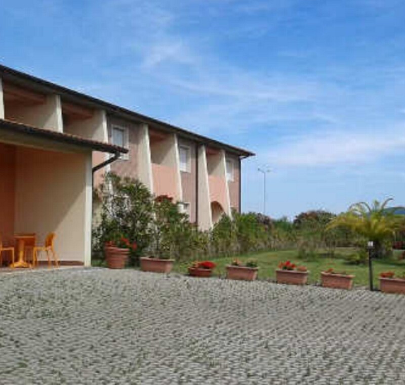 Immagine di ATTIVITÀ RICETTIVE / SCOPO COMMERCIALE LOCALITÀ LE STRILLAIE – PRINCIPINA A MARE – GROSSETO