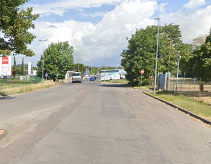Immagine di NEGOZIO O LOCALE COMMERCIALE STR. PIEVAIOLA – PERUGIA
