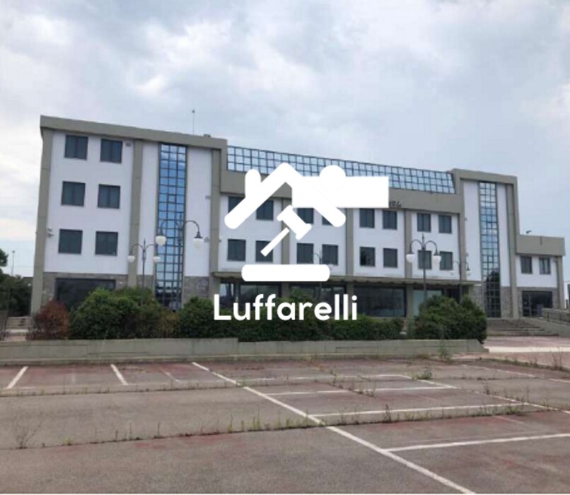 Immagine di CAPANNONE S.P237 PUTIGNANO (BA)