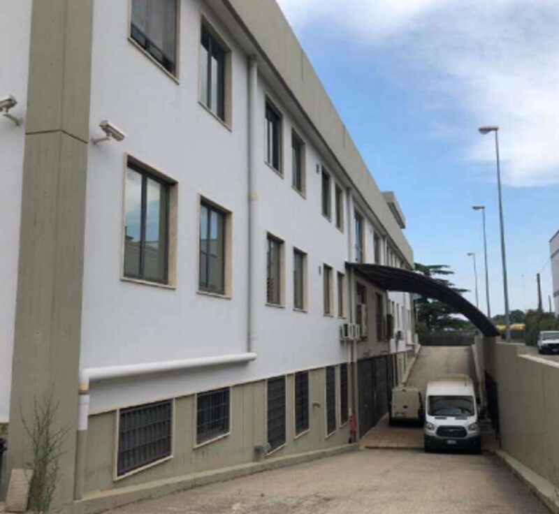 Immagine di CAPANNONE S.P237 PUTIGNANO (BA)