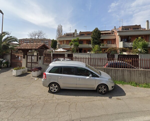 GARAGE / POSTO AUTO VIA LUCREZIA ROMANA - CIAMPINO — foto 2