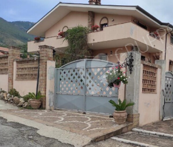 APPARTAMENTO VIA GROTTA SCACCIAMOSCA - CASTROCIELO (FR) — foto 2