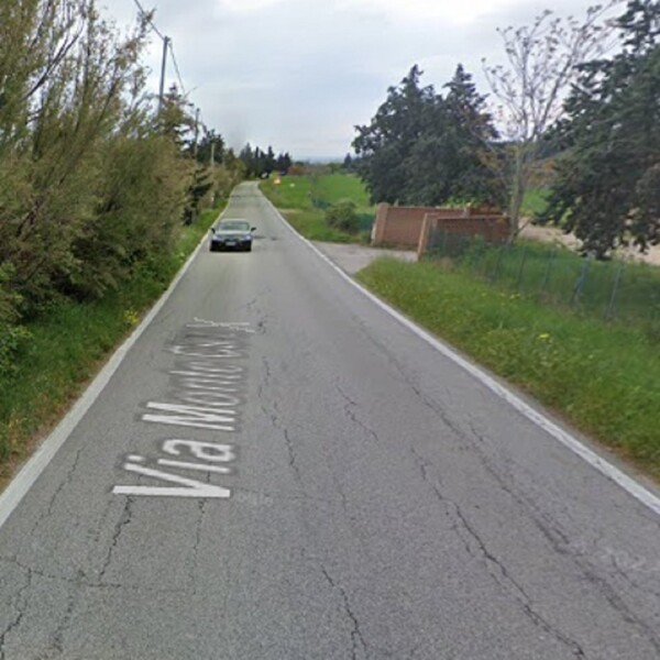CAPANNONE / IMMOBILI INDUSTRIALI FRAZIONE SAN MARTINO IN VENTI - VIA MONTE CIECO - RIMINI — foto 2
