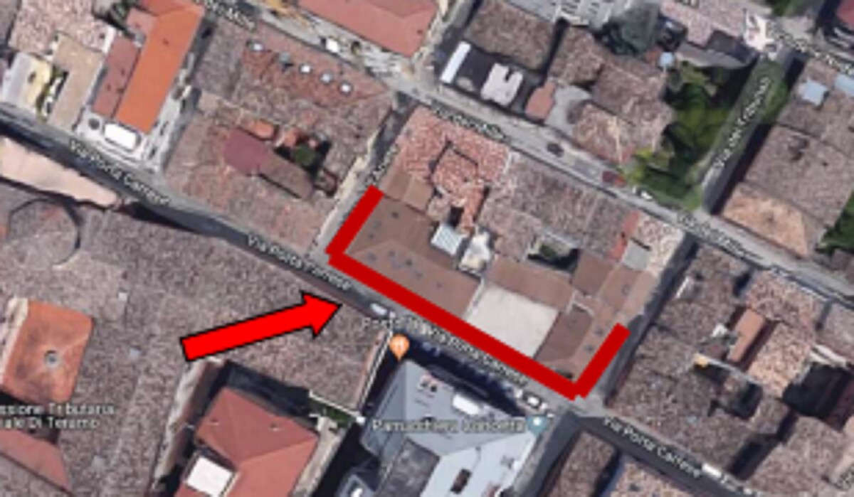Immagine di STABILE VIA PORTA CARRESE – TERAMO