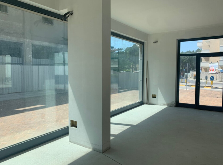 Immagine di ATTIVITÀ RICETTIVE / SCOPO COMMERCIALE VIA MOLINO BASSO – OSIMO