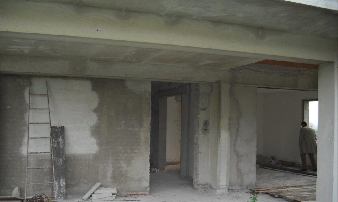 Immagine di FABBRICATO E TERRENO VIA QUERCIABELLA – SENIGALLIA (AN)