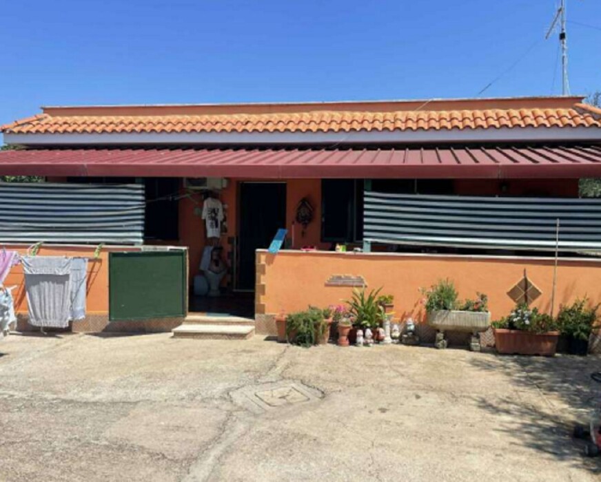 Immagine di VILLA VIA P. IL VECCHIO 86, CISTERNA DI LATINA, LT
