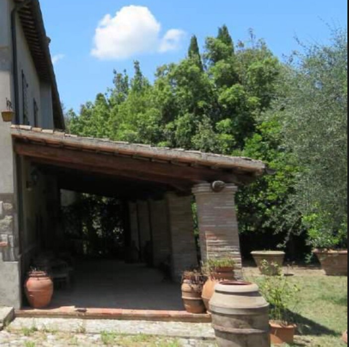 Immagine di STRUTTURE AGRICOLE LOCALITÀ VAIANO – CASTIGLIONE IN TEVERINA