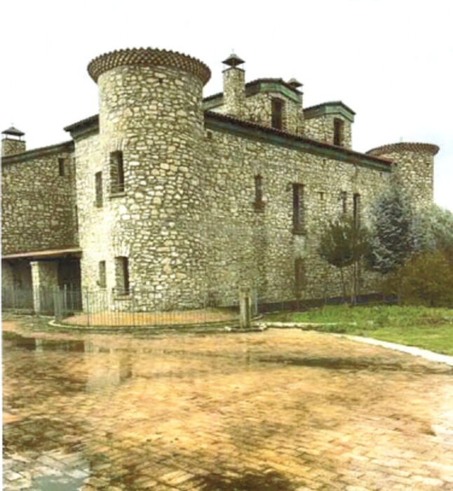 Immagine di ATTIVITÀ RICETTIVE / SCOPO COMMERCIALE CONTRADA PIANA ROMANA – PIETRELCINA
