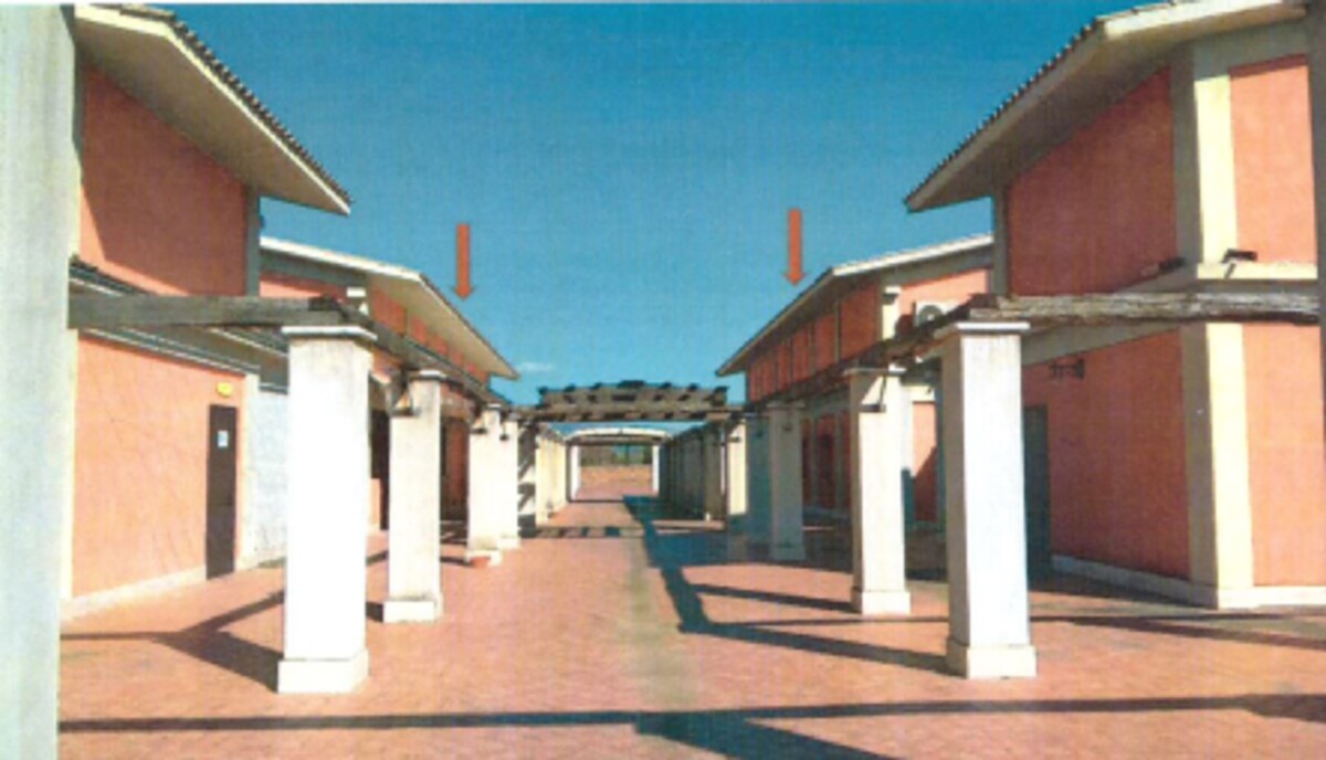 Immagine di ATTIVITÀ RICETTIVE / SCOPO COMMERCIALE CONTRADA PIANA ROMANA – PIETRELCINA