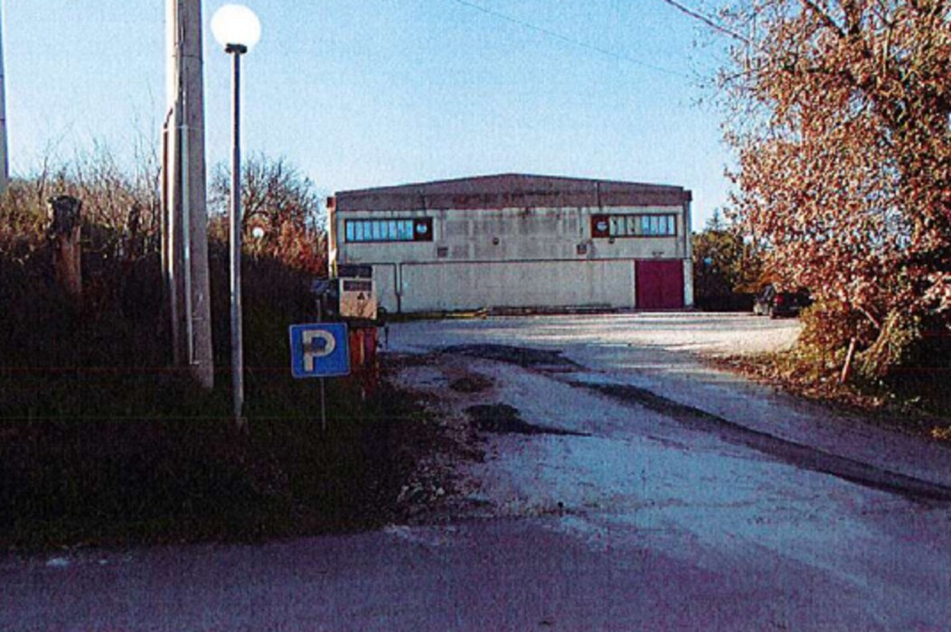 Immagine di OPIFICIO, LOC. MONTICELLO BASSO, MARSCIANO (PG)
