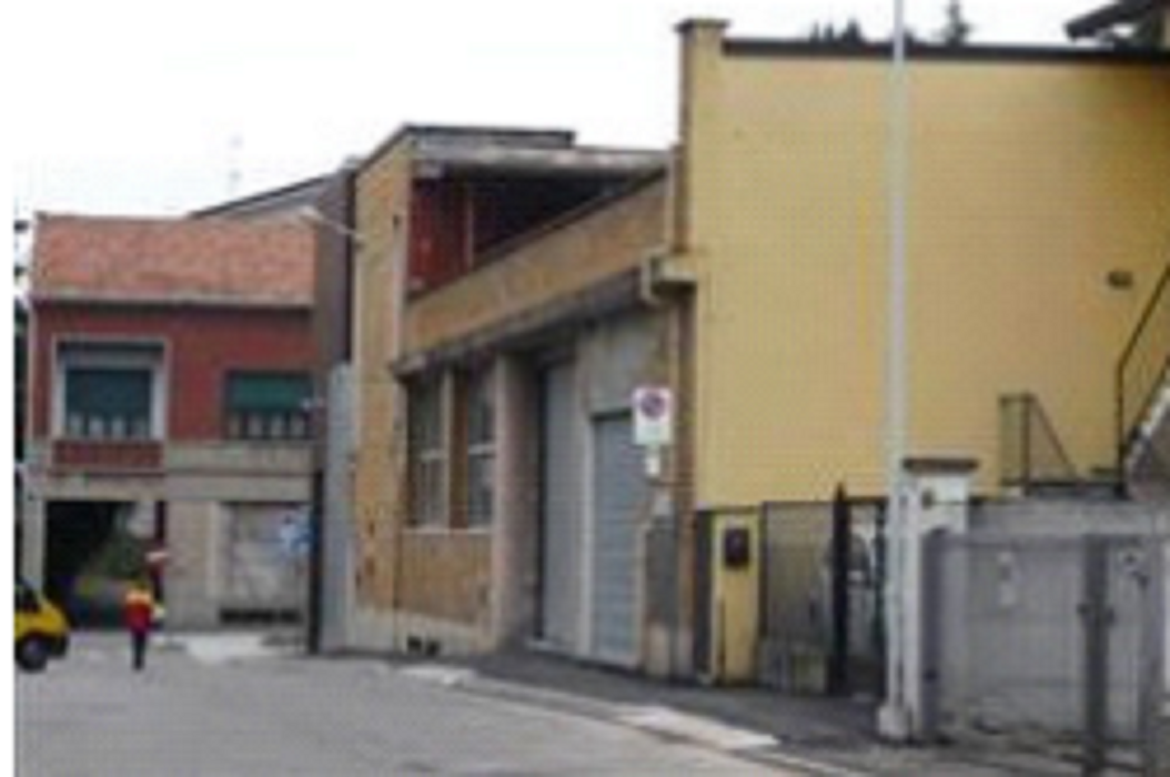 Immagine di CAPANNONE, VIA ALLO STADIO 7, SEREGNO (MB)