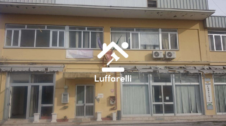 Immagine di IMMOBILE COMMERCIALE VIA VICENNE – SORA (FR)