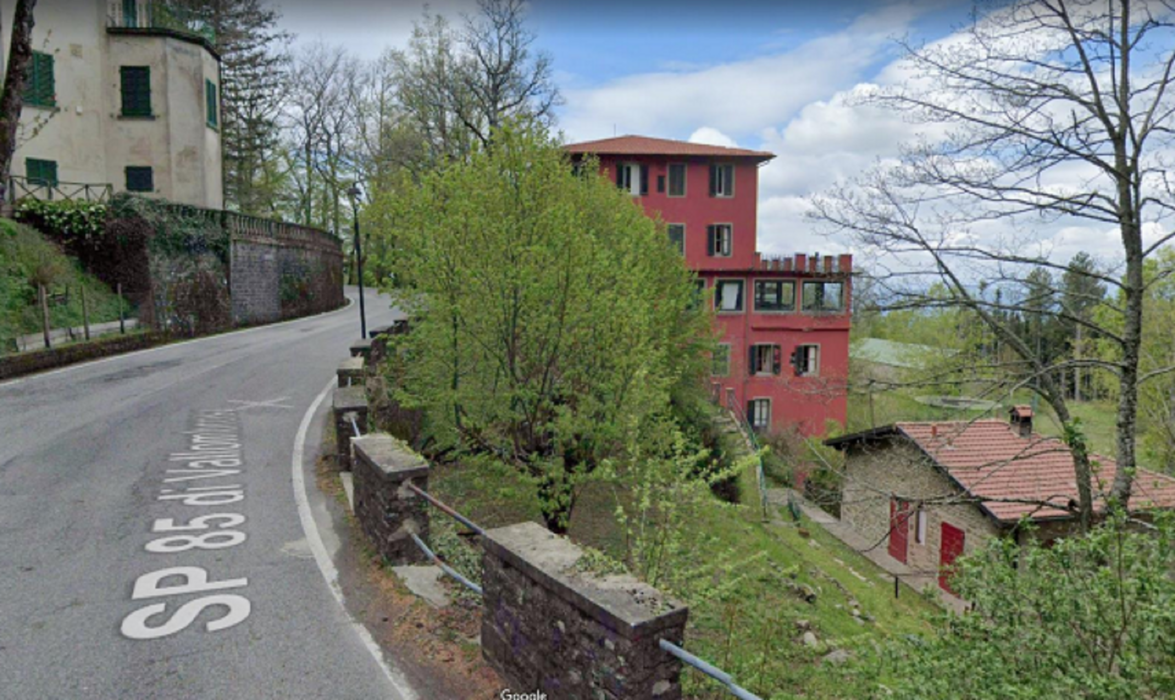 Immagine di NEGOZIO O LOCALE COMMERCIALE LOCALITA’ SALTINO – REGGELLO