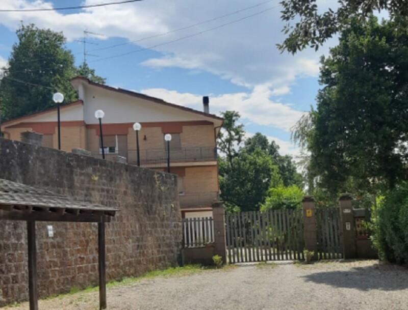 Immagine di APPARTAMENTO VIA DELLE CANICOLE – CAPRANICA (VT)