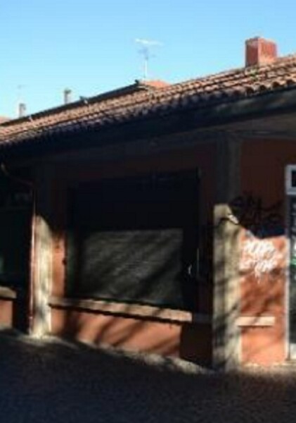 ISTITUTO DI CREDITO, CAMBIO E ASSICURAZIONI VIA SANTA LUCIA - GEMONA DEL FRIULI — foto 2